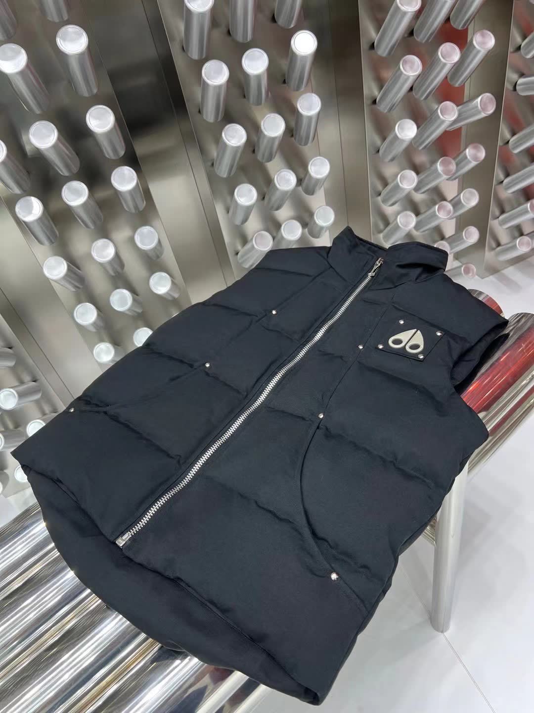 Moose Knuckles Montreal Down Vest